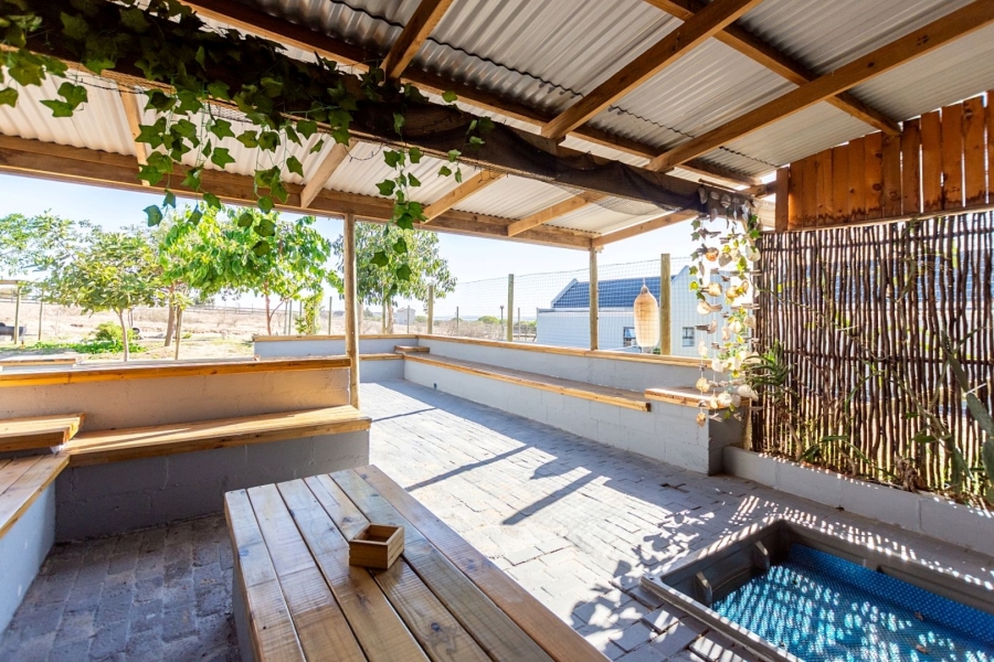 13 Bedroom Property for Sale in Olifantskop Western Cape